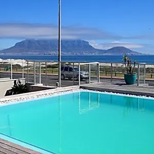 Apartment Cape Town Beachfront In, Bloubergstrand